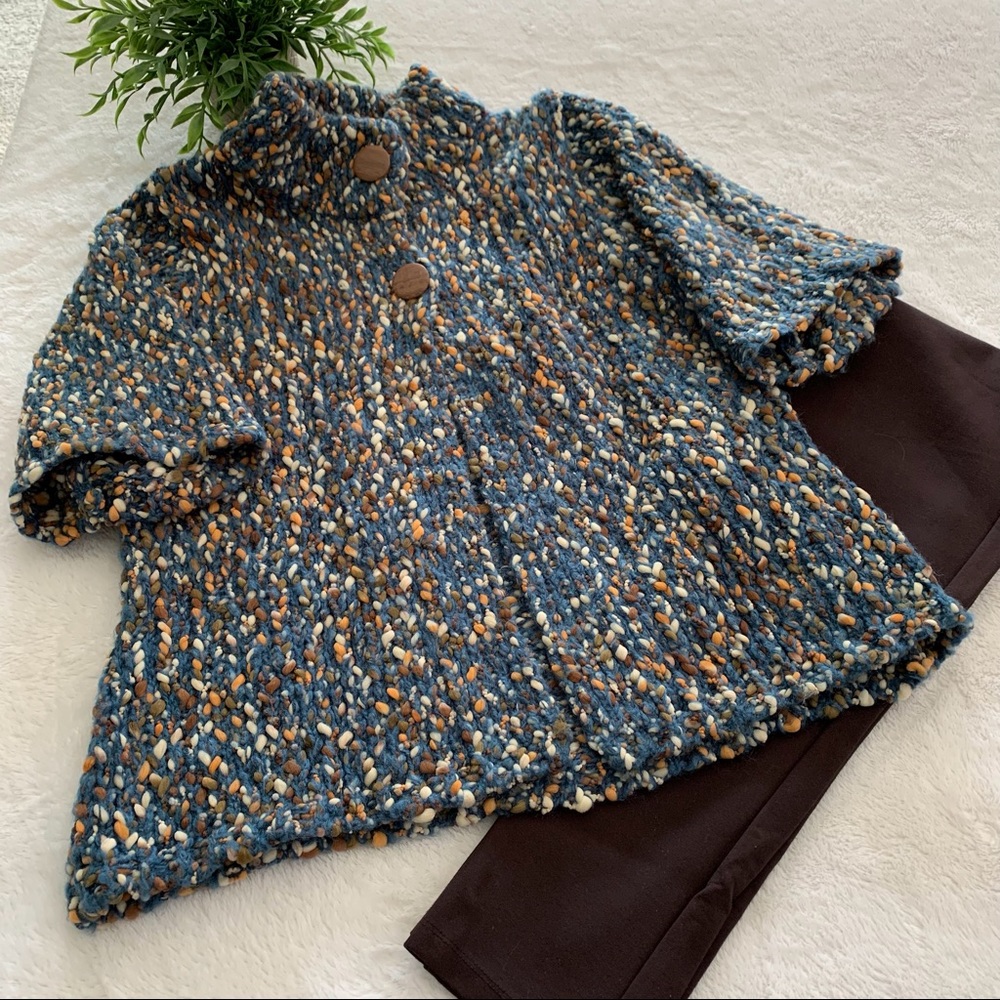 Liz Claiborne cardigan sweater.  Size PM.